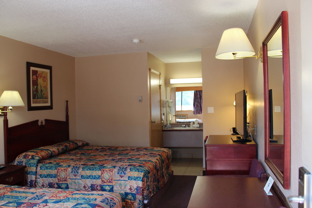 Howard Johnson By Wyndham Red Deer Εξωτερικό φωτογραφία